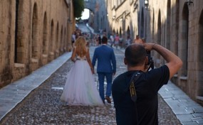 Jak znaleźć dobrego fotografa na wesele?