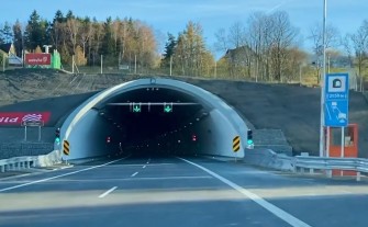 Zakopianka. Prace serwisowe w tunelu pod Luboniem Małym
