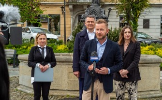 Politycy KO w Myślenicach: O państwie, przyszłości, lokalnych problemach i otwarciu zbiornika dobczyckiego