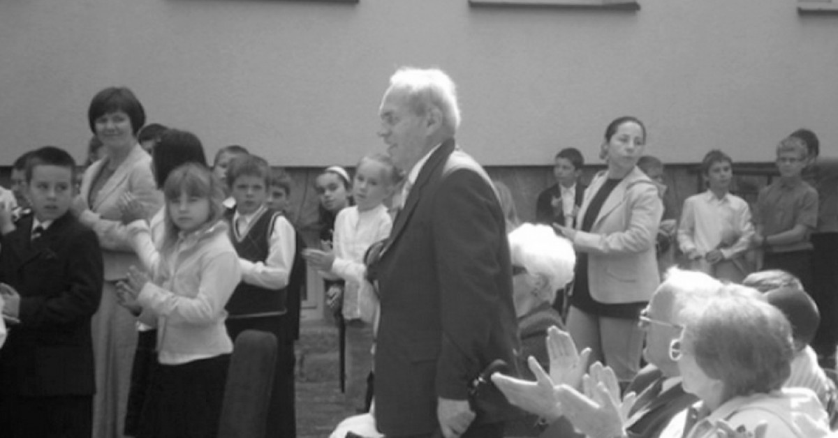 Zmarł Jan Brzeziński - nauczyciel, autor hymnu SP nr 2 w Myślenicach