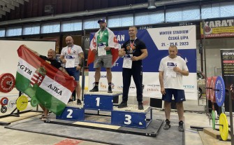 Robert Kostecki Mistrzem Europy. W martwym ciągu podniósł 290 kg. To nowy rekord świata!