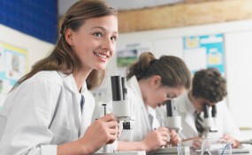 Dobry wynik matury z chemii - przepustka na studia medyczne