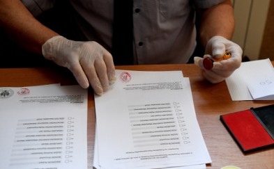 PKW: Karty do głosowania w wyborach do Sejmu, Senatu i referendum nie będą złączone