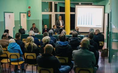 Myślenice. Budynek po szkole na Chełmie trzeci rok stoi pusty. Burmistrz ponownie zapowiada jego przekształcenie