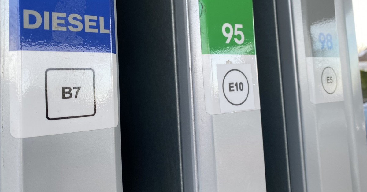 Nowa benzyna na stacjach. Sprawdź czy twój samochód jest przystosowany do korzystania z paliwa E10