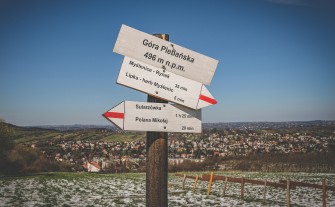 Myślenice. Przybywa zabudowań na Plebańskiej Górze. Dostęp do niej ma zagwarantować „pieszo-jezdny trakt”