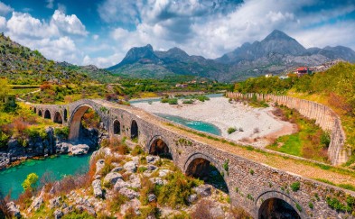 Albania – perła Bałkanów. Sprawdź, czym zachwyca na wakacjach!