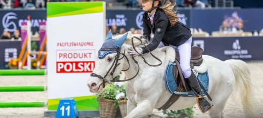 Anna Korus i Amelia Marszałek ze Stajni Przylesie w Borzęcie na największym turnieju jeździeckim w Polsce Cavaliada Tour