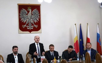 Ostatnia sesja VI rady powiatu myślenickiego w kadencji 2018-24