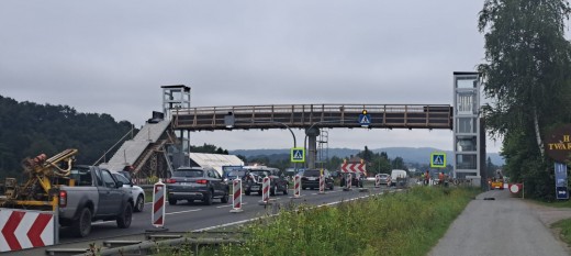 Kolejne utrudnienie na Zakopiance w Głogoczowie. Zwężenie pasów we wtorek 27 sierpnia