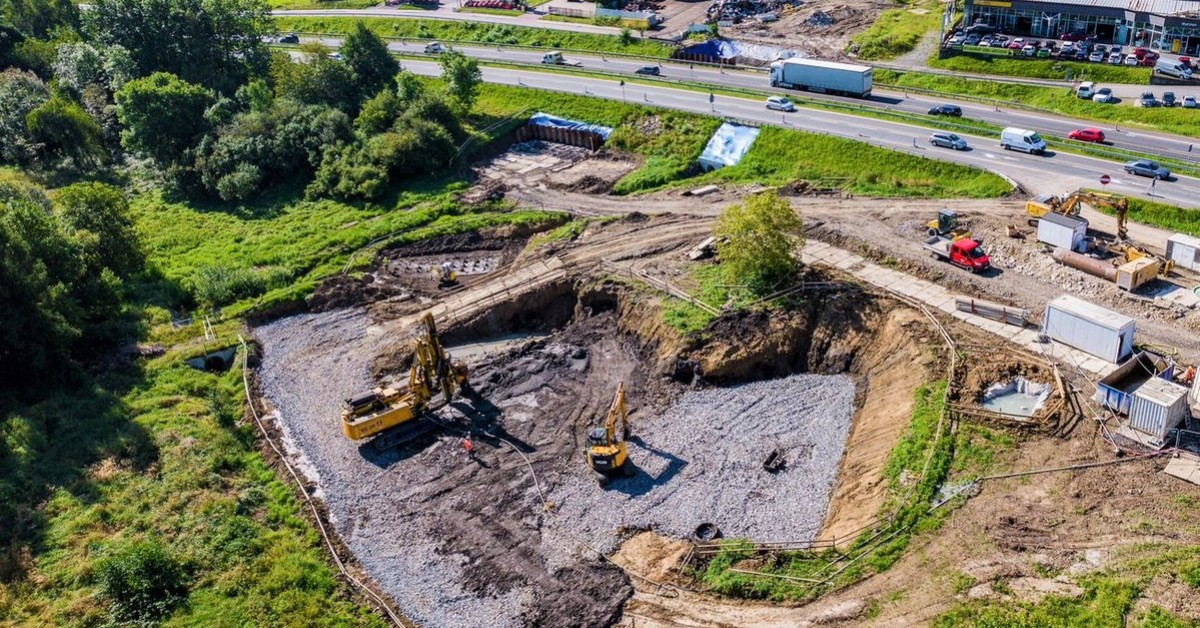 Myślenice. Węzeł na Zakopiance „wychodzi z ziemi”. Zmiany w objazdach prowadzących do okolicznych firm