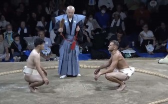 Jan Mastela na turnieju sumo tradycyjnego w Japonii