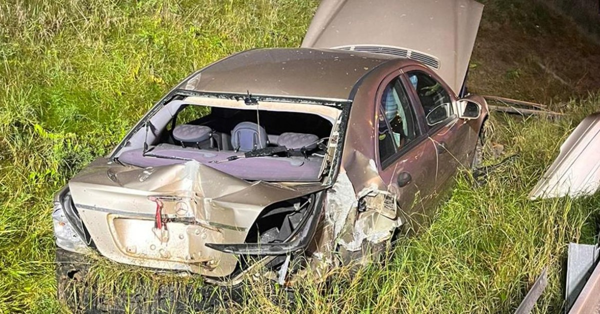 Seria wypadków na drogach. W pierwszy weekend października strażacy odnotowali 9 zdarzeń