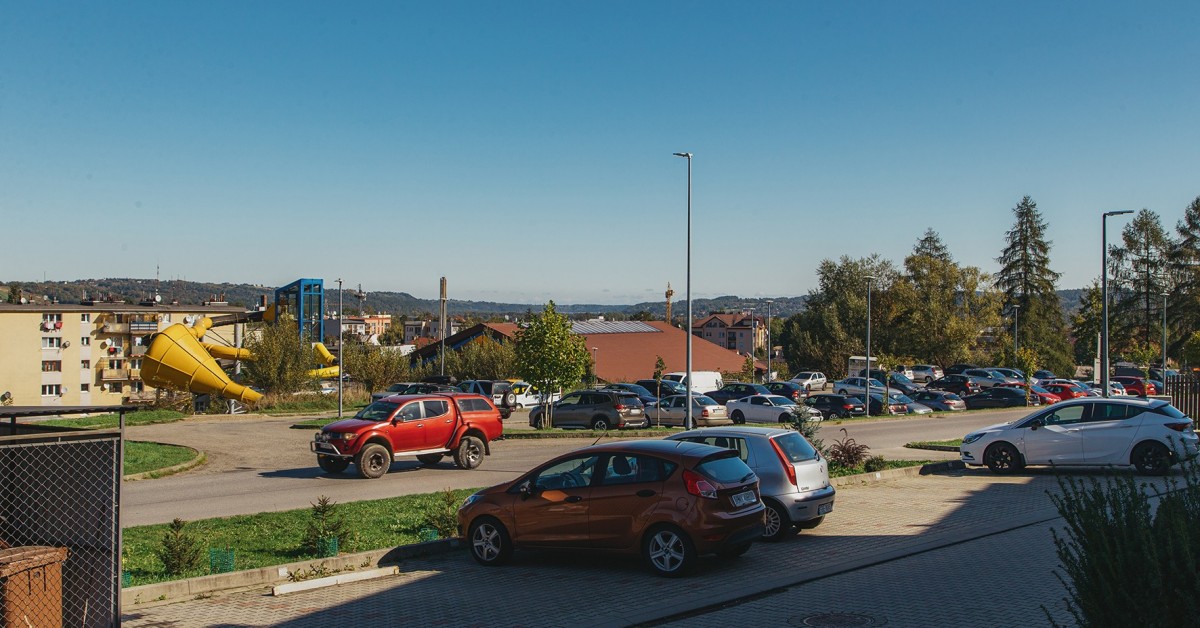 Mieszkańców osiedla czekają zmiany. Parking nad basenem dla klientów pływalni i przebudowa ul. Ogrodowej