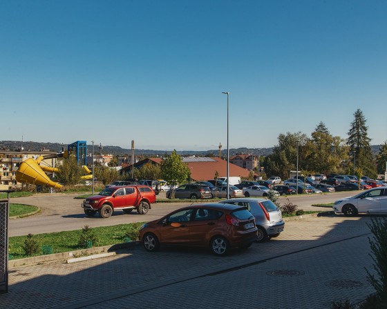 Mieszkańców osiedla czekają zmiany. Parking nad basenem dla klientów pływalni i przebudowa ul. Ogrodowej