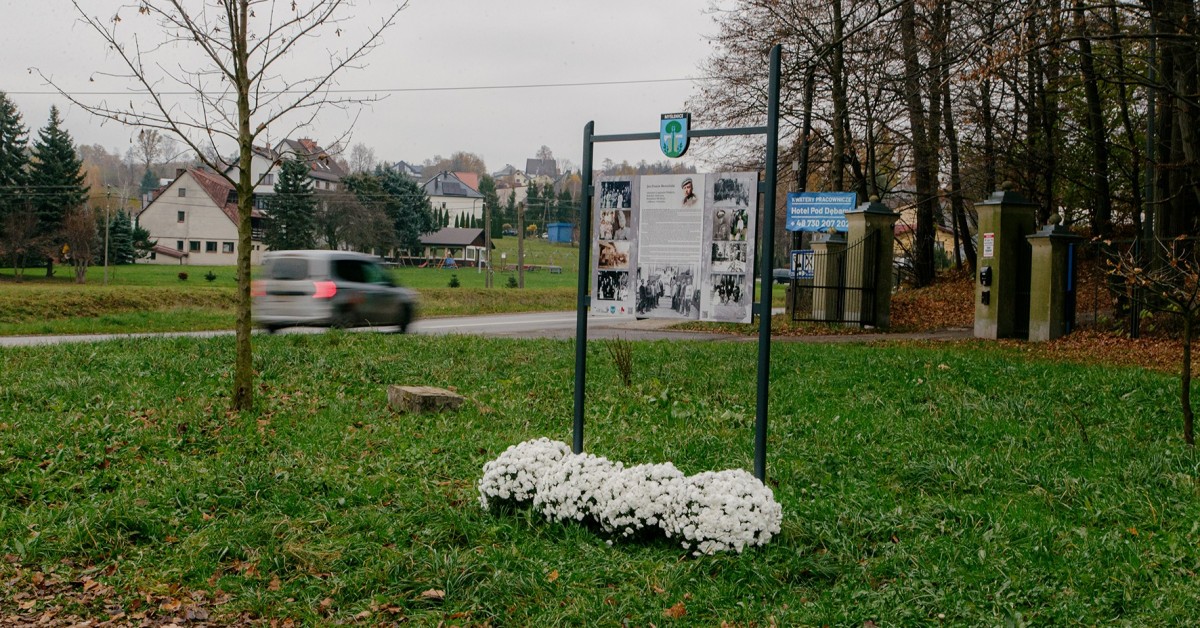 Osieczany. Skwer Brzezińskiego jest za mało widoczny. Radna ma rozwiązanie