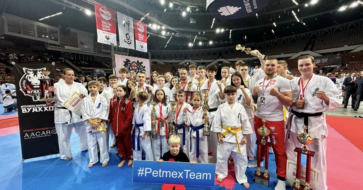 Dziewięć medali karateków z myślenickiej Akademii Karate Byakko na IKO World Cup 2024 w Katowicach