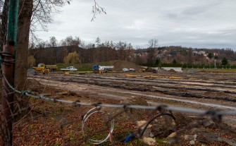 Myślenice. Opóźnienia przy budowie stadionu Dalinu. „Wynikają ze zmiany technologii wykonania trybun”