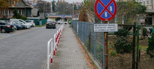 Myślenice. Trwa przebudowa żłobka. Rodzice zabiegają o budowę zatoki dla samochodów