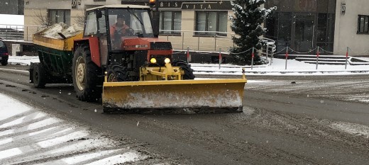 Zima 2024/25. Kto odśnieża drogi gminne?