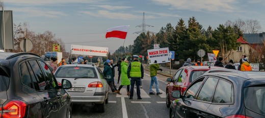 Jarosław Szlachetka o demonstracji w Gaju: „Wśród protestujących widzimy osoby działające na szkodę gminy Myślenice”