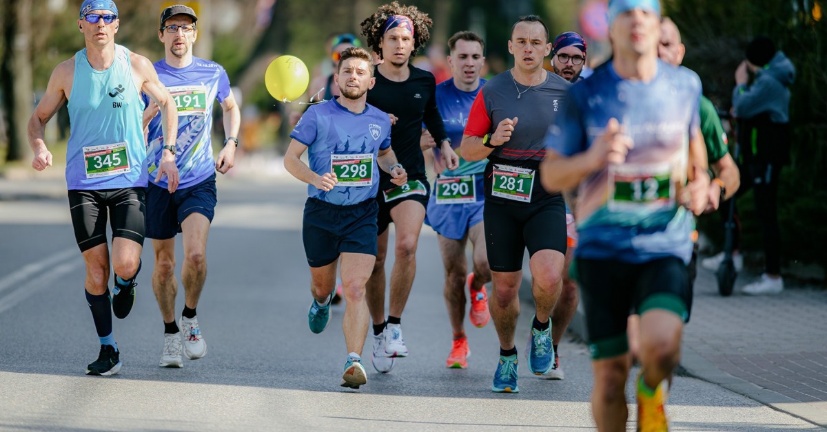 Myślenicki Bieg Uliczny 2025. Na dystansie 10 km rywalizowało prawie 500 zawodników