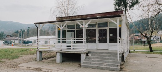 Myślenice. Budynek po "Lecie na Zarabiu" i teren po campingu "Prima" trafiają do MARG