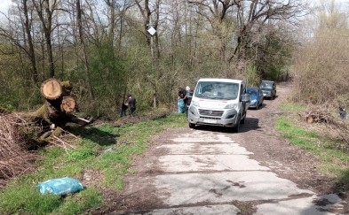 Mieszkańcy sprzątają brzegi rzeki. Akcja jednoczy przyjaciół Raby od 18 lat