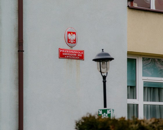 Myślenice. Wygrała konkurs na dyrektora, ale burmistrz go unieważnił. Wojewoda cofa jego decyzję
