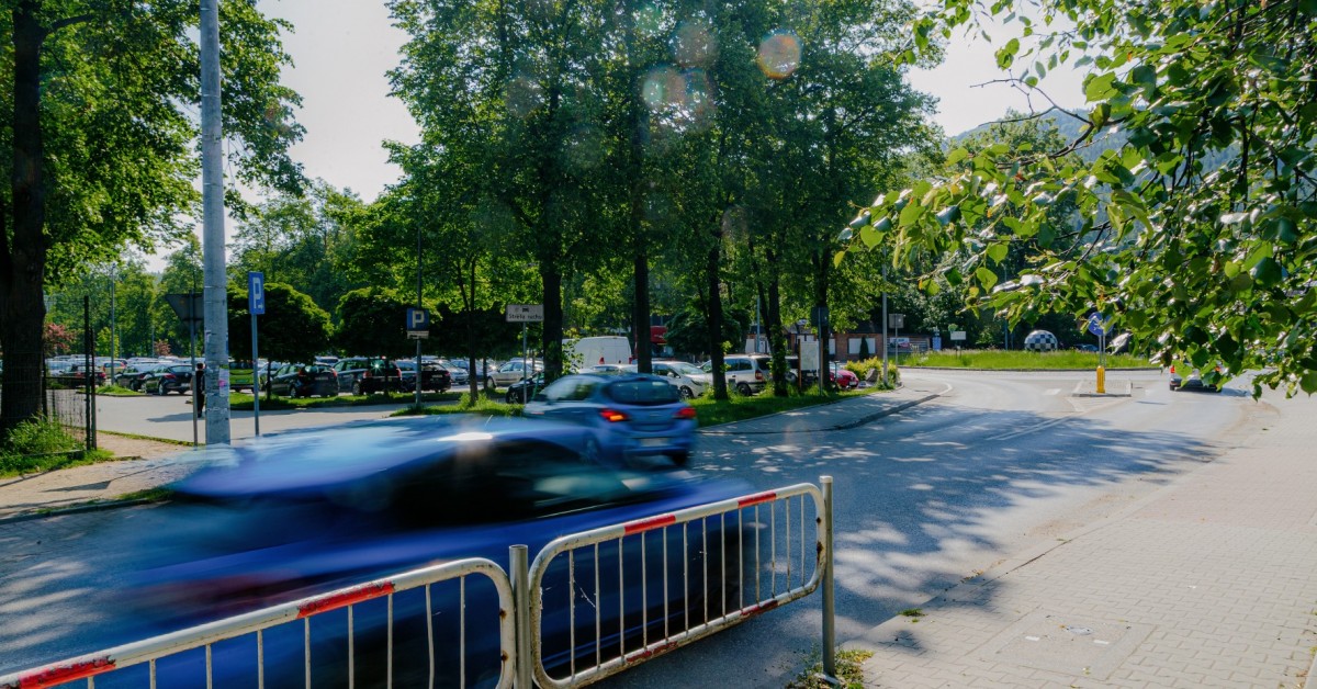 Myślenice. Czy skręt w lewo jest w tym miejscu potrzebny? Radna apeluje o jego likwidację