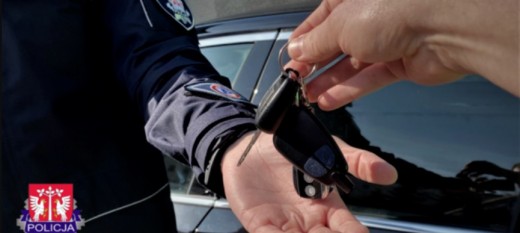 Siepraw. Na zakazie i bez prawa jazdy. Kierowca BMW w rękach policjantów z grupy SPEED