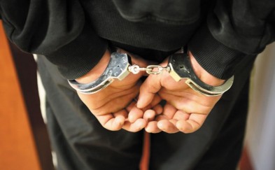 "Pociacham was jak te batoniki”. Złodziej z nożem na stacji w Jaworniku