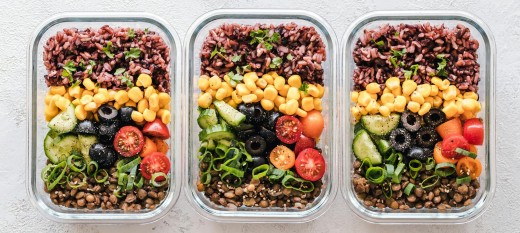 Kto zamawia diety pudełkowe w Krakowie? Catering docenia coraz więcej mieszkańców