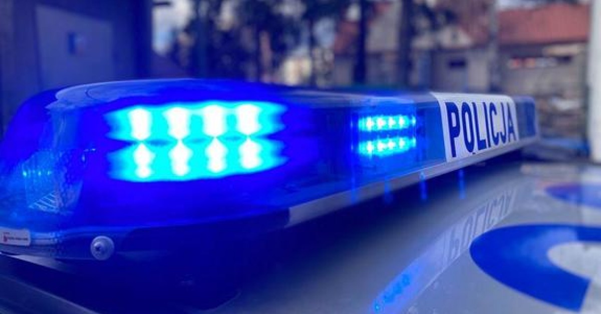 Skomielna Czarna. Miał ponad promil i wiózł dzieci bez pasów i fotelików