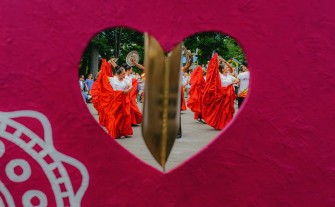 Spotkania z Folklorem 2025. Codzienne potańcówki w Parku Jordana z zespołami z całego świata