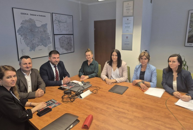 Aktywni i Odważni z Sieprawia w GDDKiA. Dyrektor podaje nowy termin prezentacji wariantów S7 Kraków-Myślenice