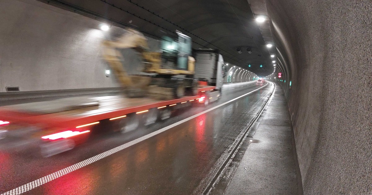 Kolejny rekord w tunelu na Zakopiance. W ciągu doby przejechało nim 53 tys. samochodów