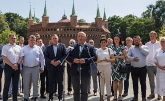 Uchylenie dwukadencyjności? Nie tak szybko. Konsultacje w sprawie projektu samorządowców i PSL budzą wątpliwości