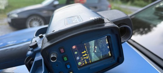 Policjanci na drogach powiatu myślenickiego. Kierowcy tracą dowody rejestracyjne i prawa jazdy