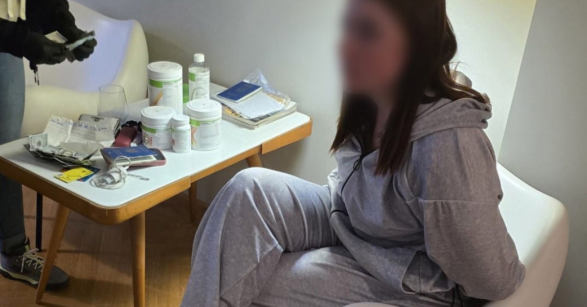 Policja zatrzymała 9 osób. Międzynarodowa grupa wyłudziła od mieszkańca Myślenic ponad 400 tys. złotych