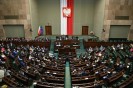 Pomysł likwidacji dwukadencyjności burmistrzów i prezydentów trafił do Sejmu. Ten daje mu zielone światło