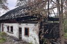 Jasienica. Z domu wyniosła dwie kurtki i dwie pary spodni. Cały dobytek pochłonął pożar. Potrzebna pomoc