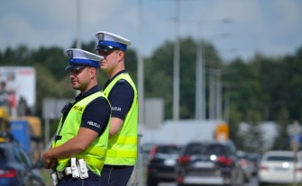 Czechówka. Za szybko w terenie zabudowanym pod wpływem narkotyków i saszetką na pokładzie