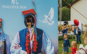 Dożynki Powiatowe 2025. Nagroda za wieniec trafiła do sołectwa Kwapinka z gminy Raciechowice