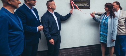 Stadion Orła Myślenice zyskał imię Edwarda Łapy. Społeczność klubu i OSP oddała hołd zmarłemu prezesowi