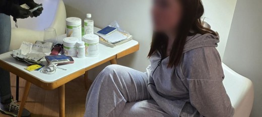 Policja zatrzymała 9 osób. Międzynarodowa grupa wyłudziła od mieszkańca Myślenic ponad 400 tys. złotych