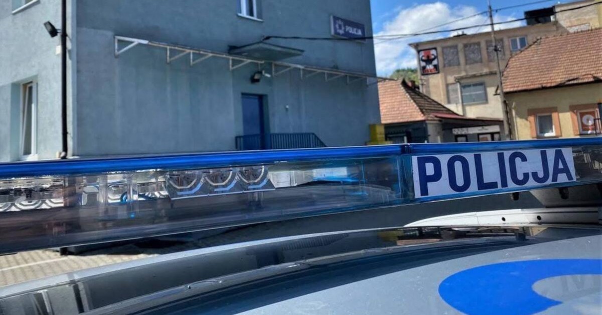 Harbutowice. Awantura o świcie. W aucie naga kobieta i narkotyki