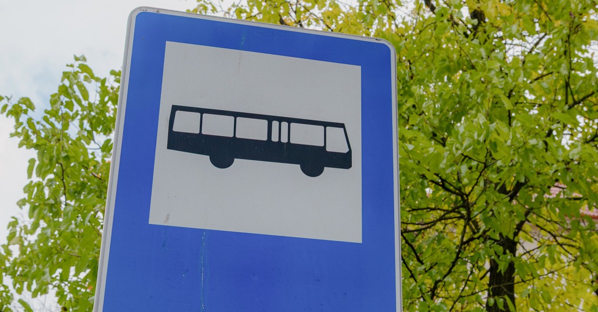 Autobusem bezpłatnie na cmentarz w dniu 1 listopada