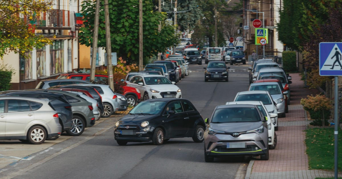 Myślenice. Parking nad basenem dla klientów oraz przebudowa ul. Solidarności i Ogrodowej. Sprawdzamy postępy prac
