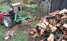 Usługi Rębakiem Świdrowym (Łupanie,rąbanie drewna)